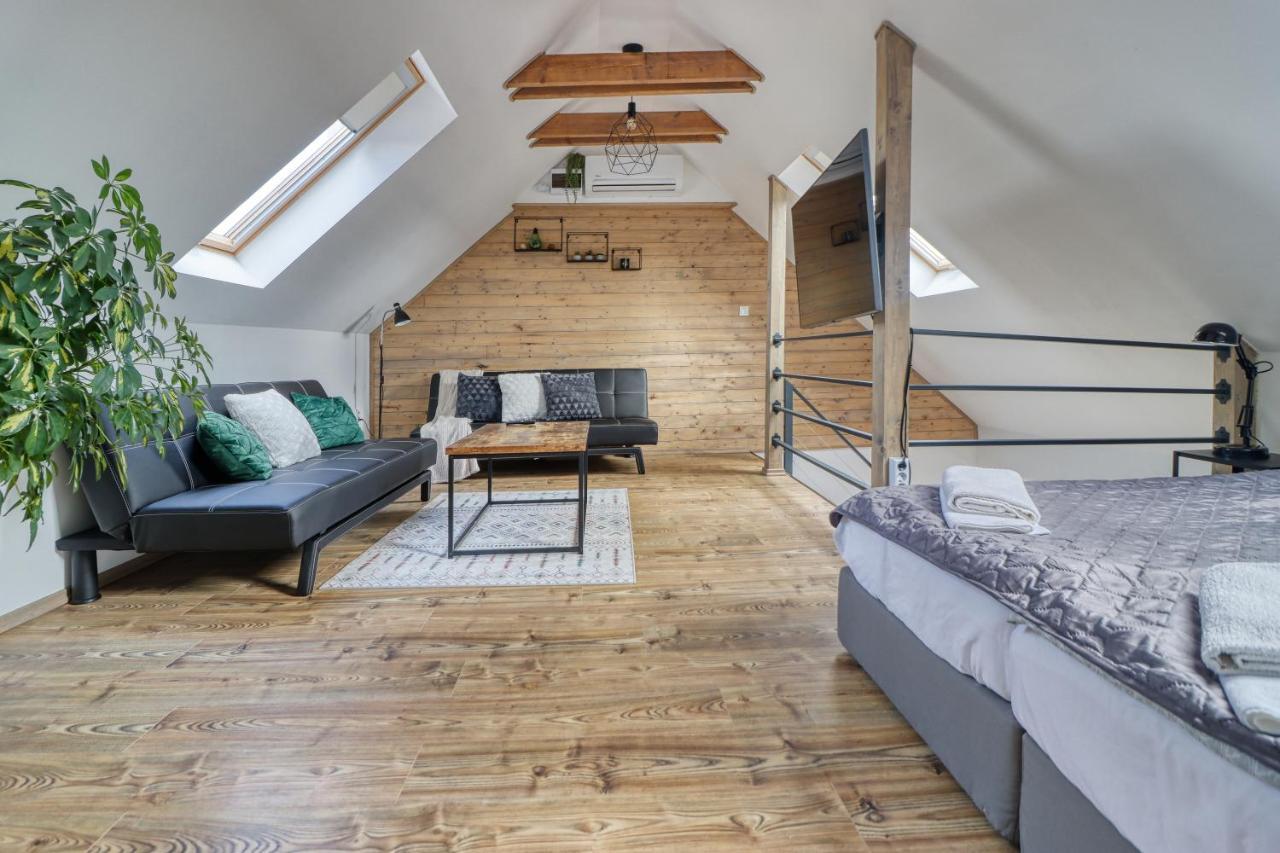 Zenloft Apartman เอ็กเกอร์ ภายนอก รูปภาพ